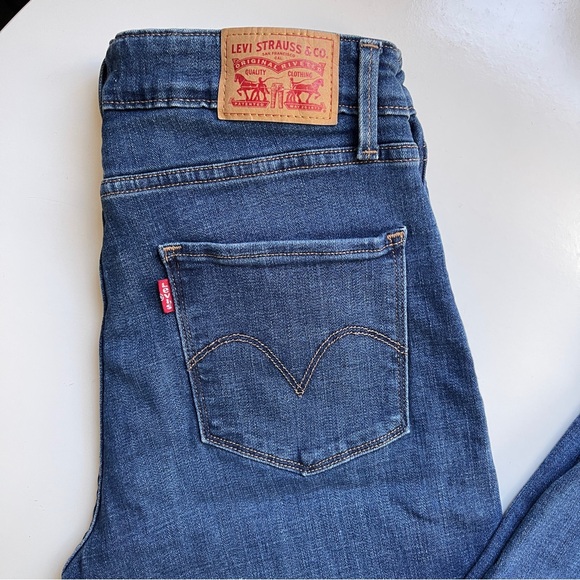 Levi's Mid Rise Skinny Jeans W30L32 - Picture 2 of 6
